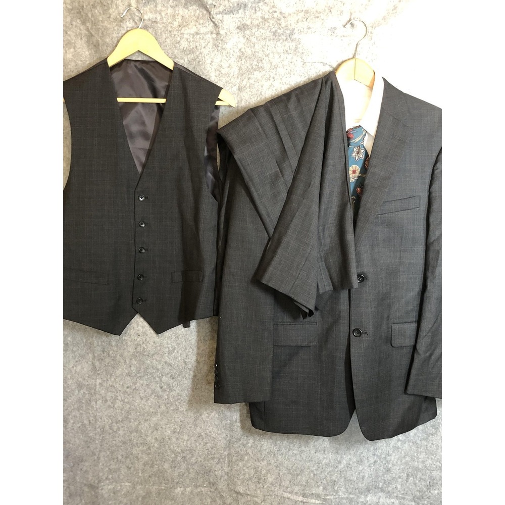 Jones New York Suit Mens 40 3 Piece Wool Single Breasted Formal Career Classic